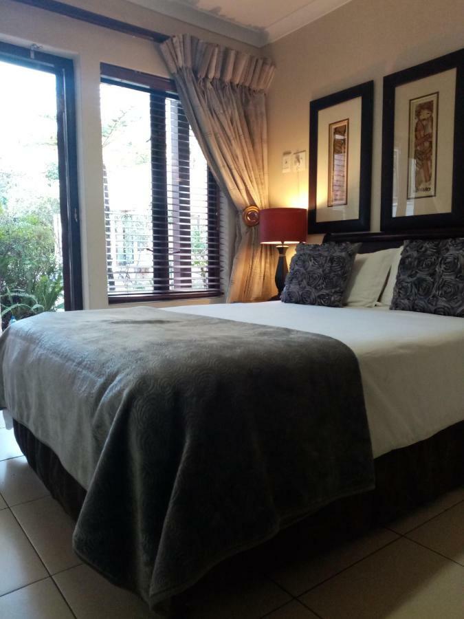 No66 Sandton Lodge Johannesburg Exteriör bild